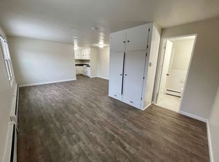 1220 Lore Ln STUDIO 9, Green Bay, WI 54303