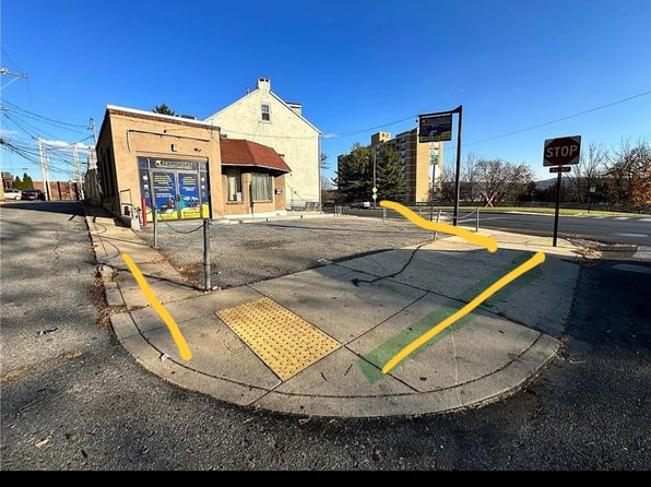 851 Jackson St