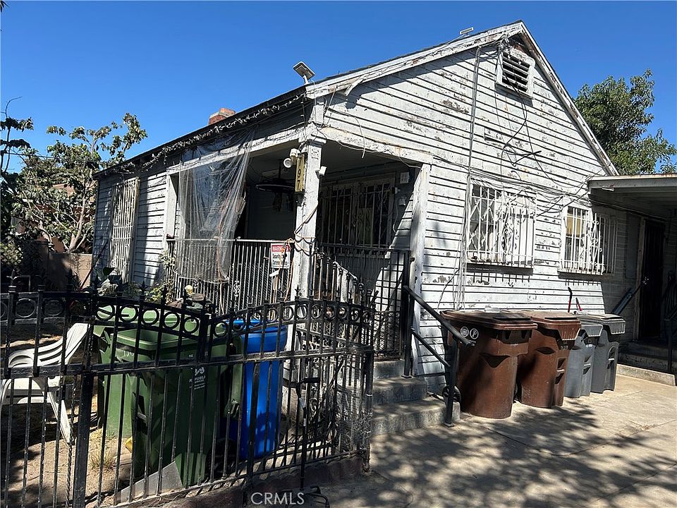 1st image of 797 E Pine St