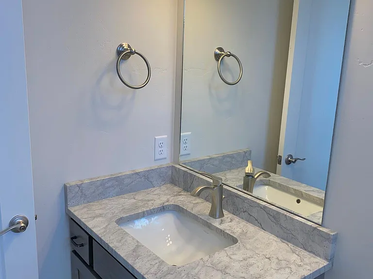 Second Bedroom ensuite bath