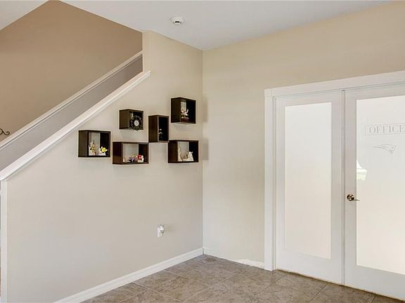 5th image of 6106 Evansbrook Dr