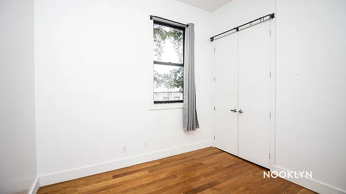 Rented by Nooklyn NYC LLC | media 28