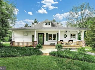 1670 Poplars Rd, York, PA 17408