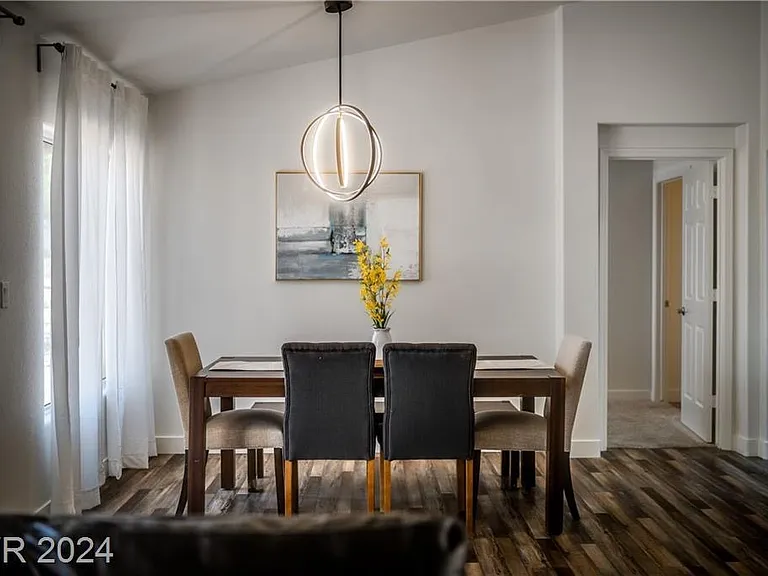 9433 Grand Mesa Dr — Photo 1