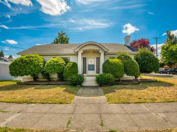2006 SE Claybourne St, Portland, OR 97202