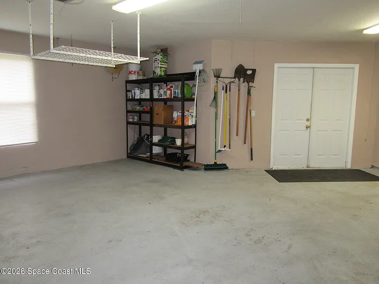 1804 Abbeyridge Dr — Photo 27