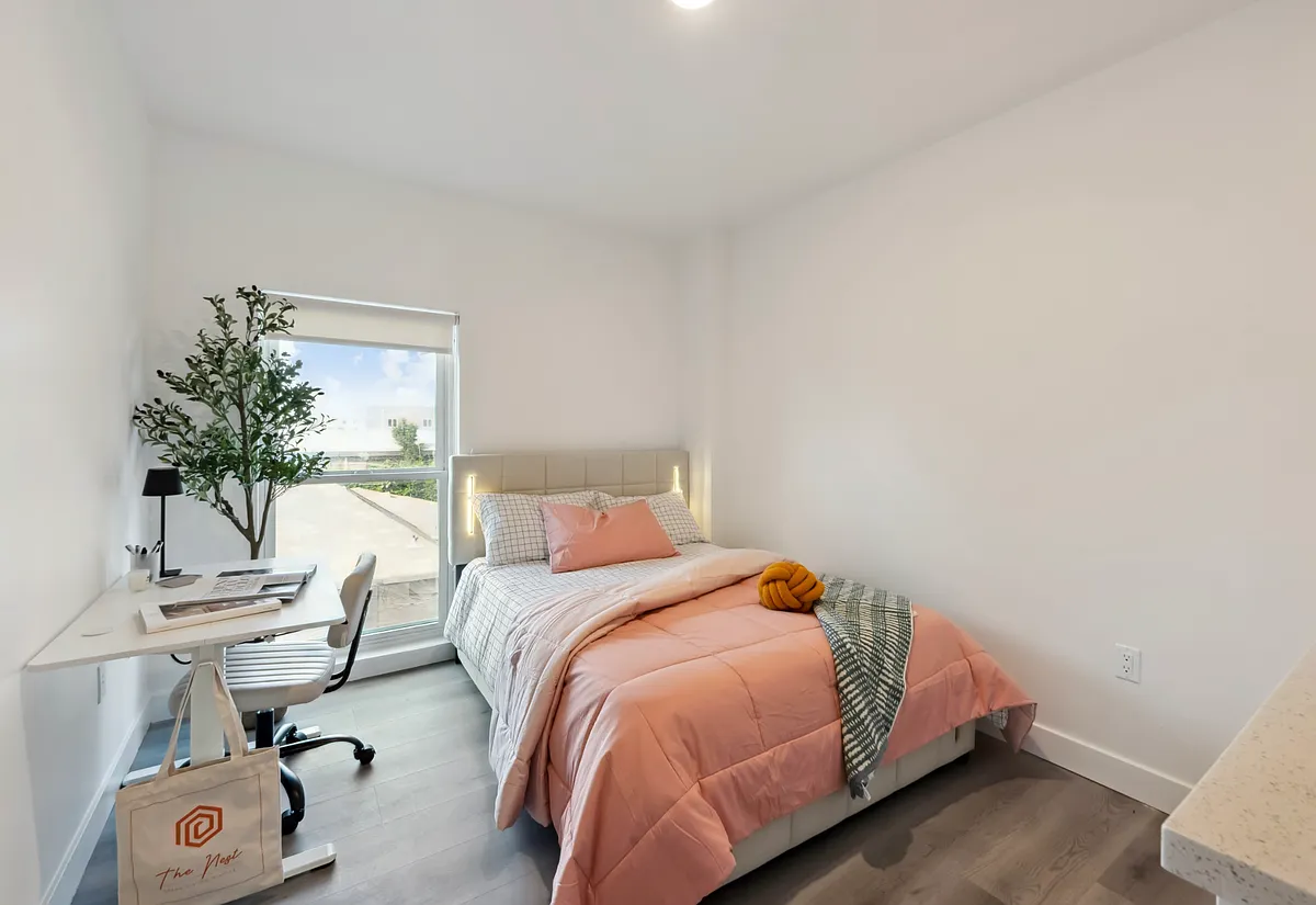 Building Photo - The Nest @1299
