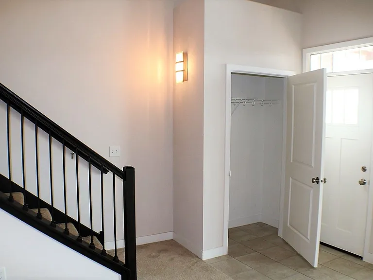 459 Taft Ave SE — Photo 6