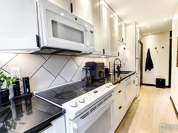 5th image of 1800 Pearl St #15