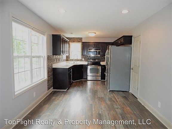 4th image of 3705 Gray Fox Dr