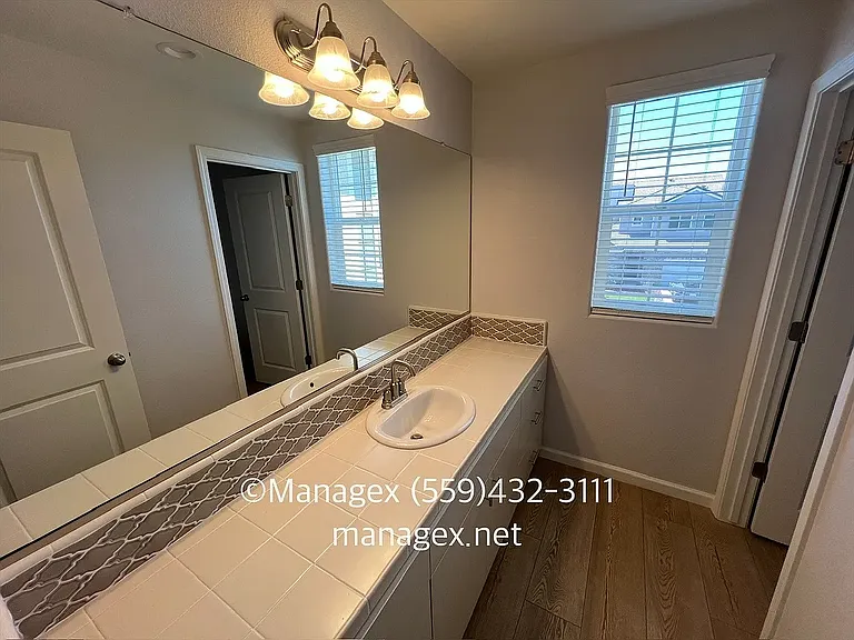 1229 S Traverse Dr — Photo 12