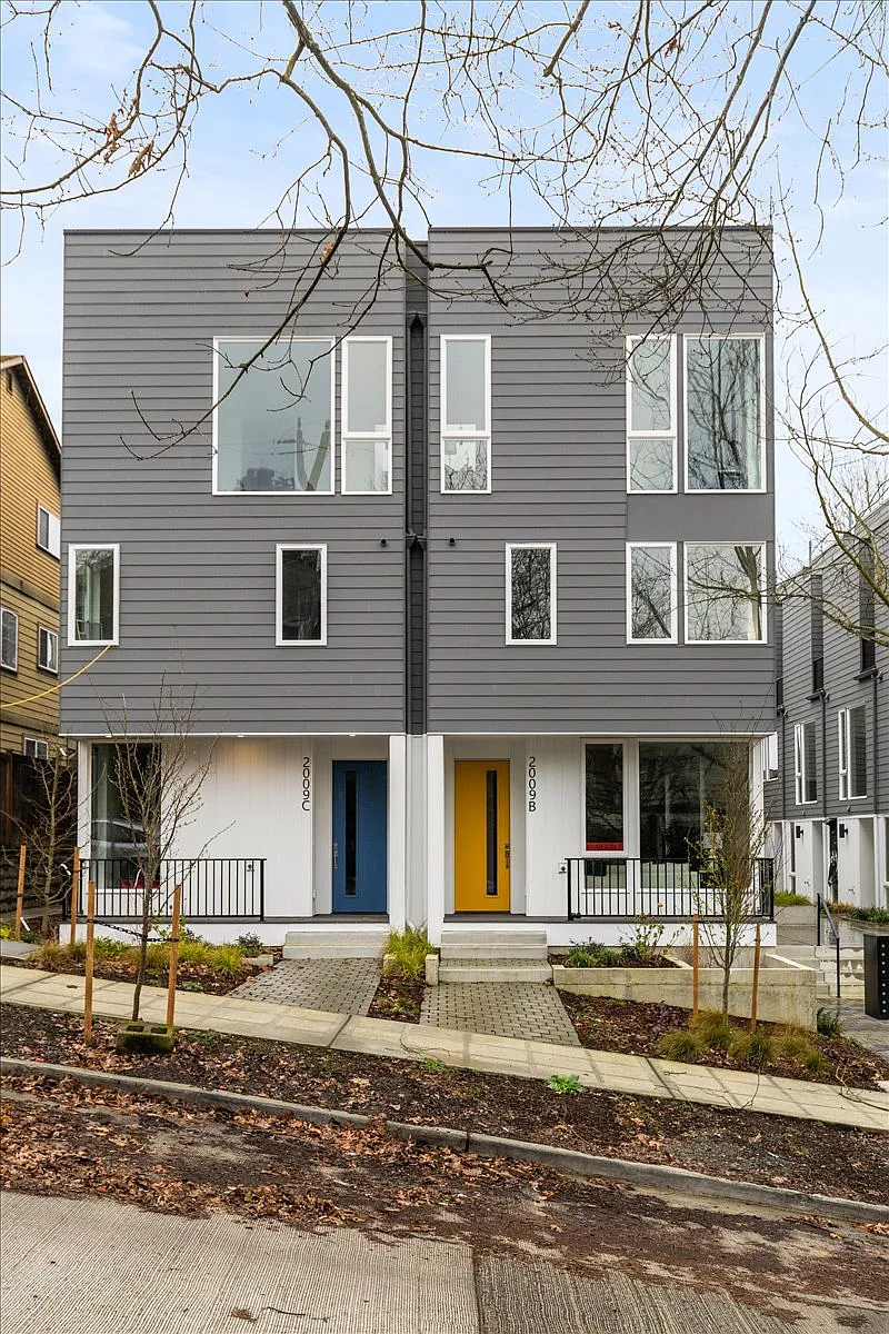 Building Photo - 2009 S Norman St #B