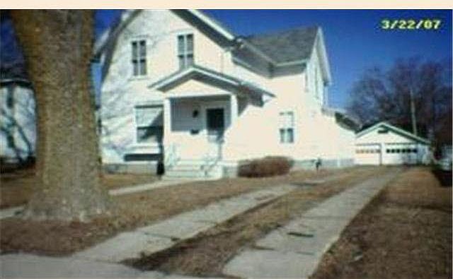 1st image of 230 Rose E