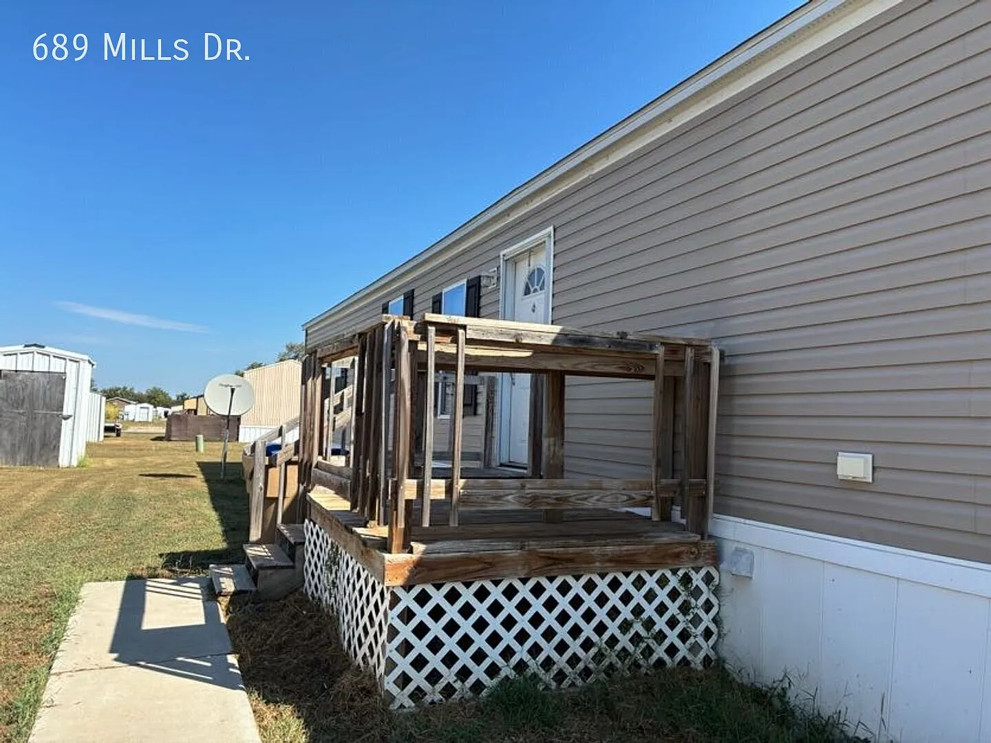 $699 move in special! — Photo 2