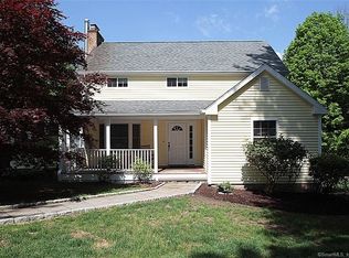 168 Peck Hill Rd, Woodbridge, CT 06525