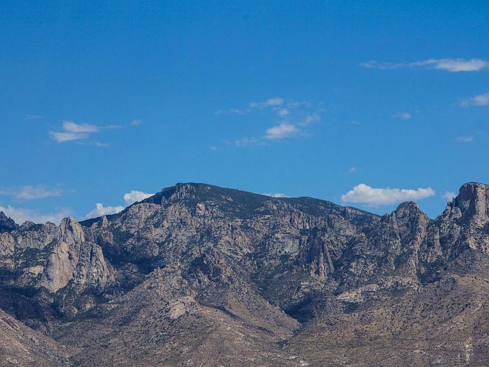 1st image of 13100 N Artifact Canyon Ln