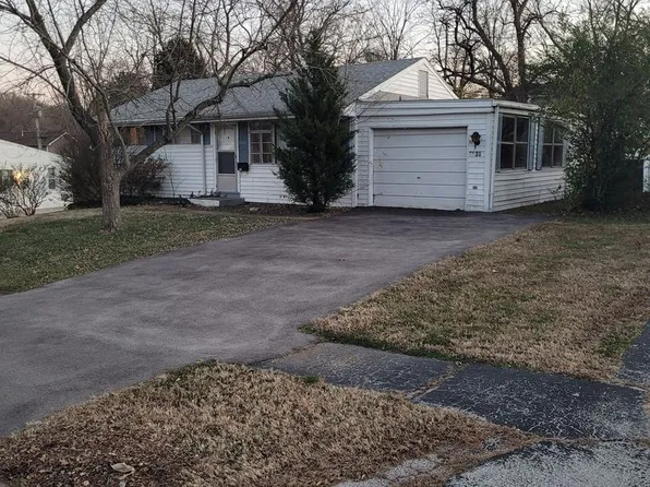 7836 Dartmoor Dr, Saint Louis, MO 63121