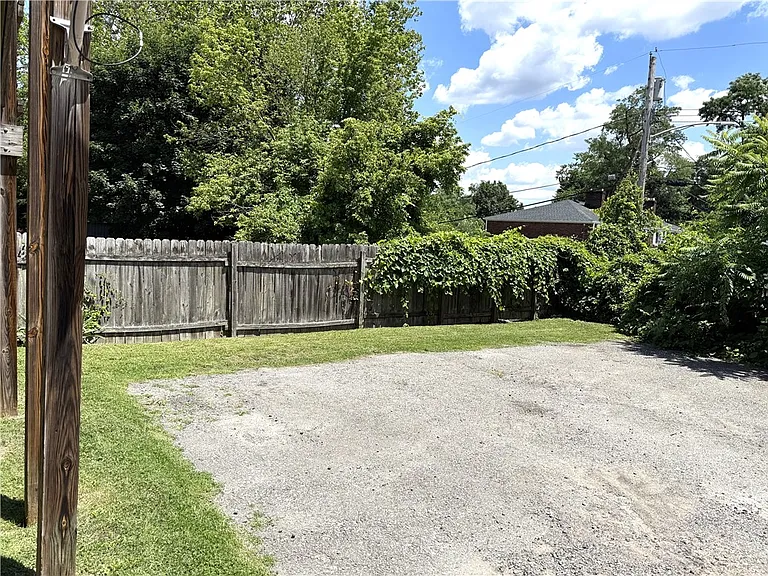 159 Kendall Ave #1 — Photo 8