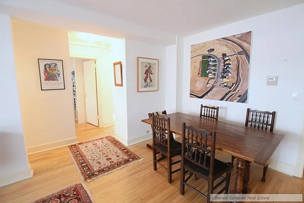 Sold by Steven Corcoran Real Estate | media 2