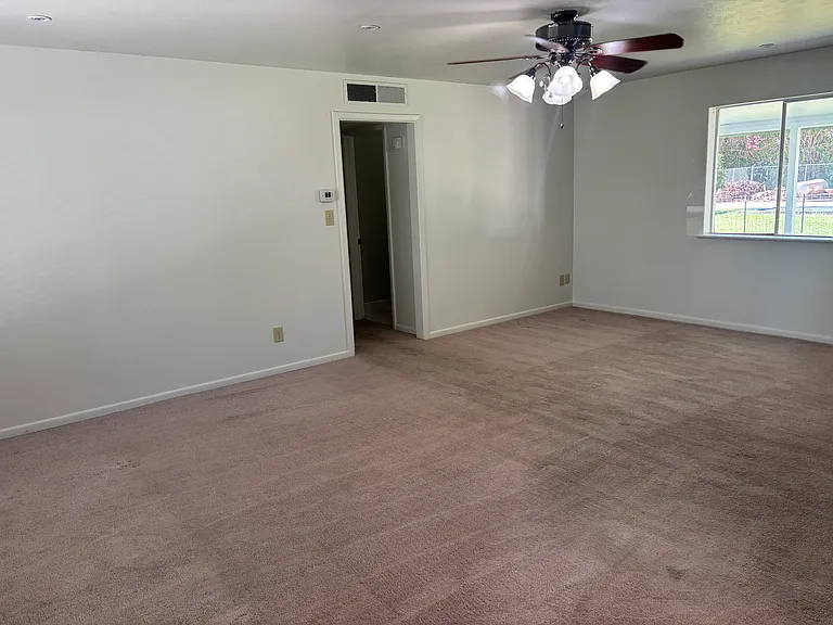 2959 E Backus Rd — Photo 4