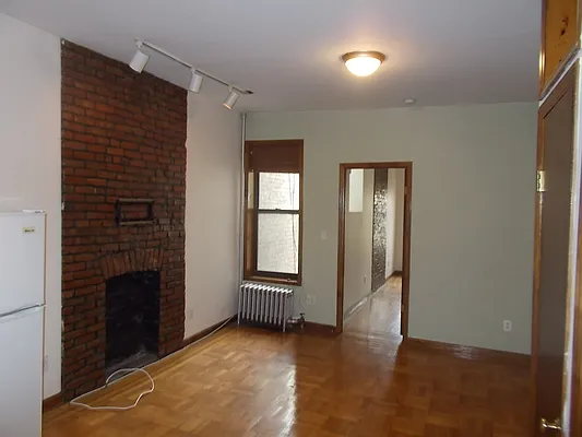 Rented by Farran & Associates | media 25