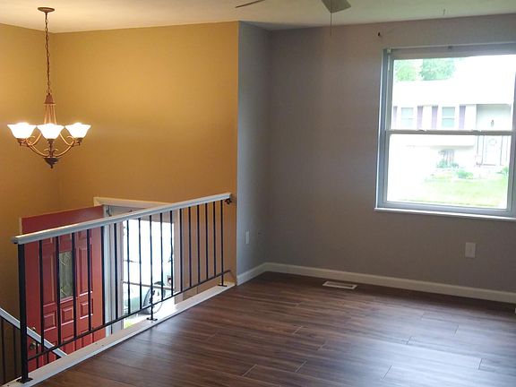5th image of 5724 E Tall Oaks Dr