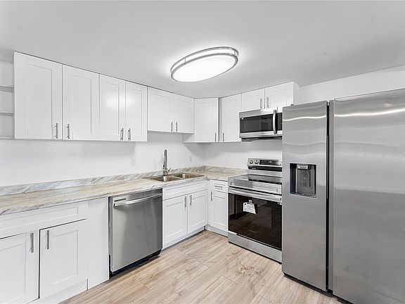 2nd image of 1052 Hythe #1052