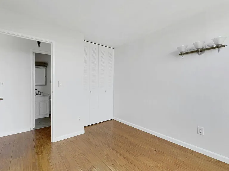 9019 Wall St #6B — Photo 6