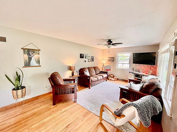 Upstairs living area. 