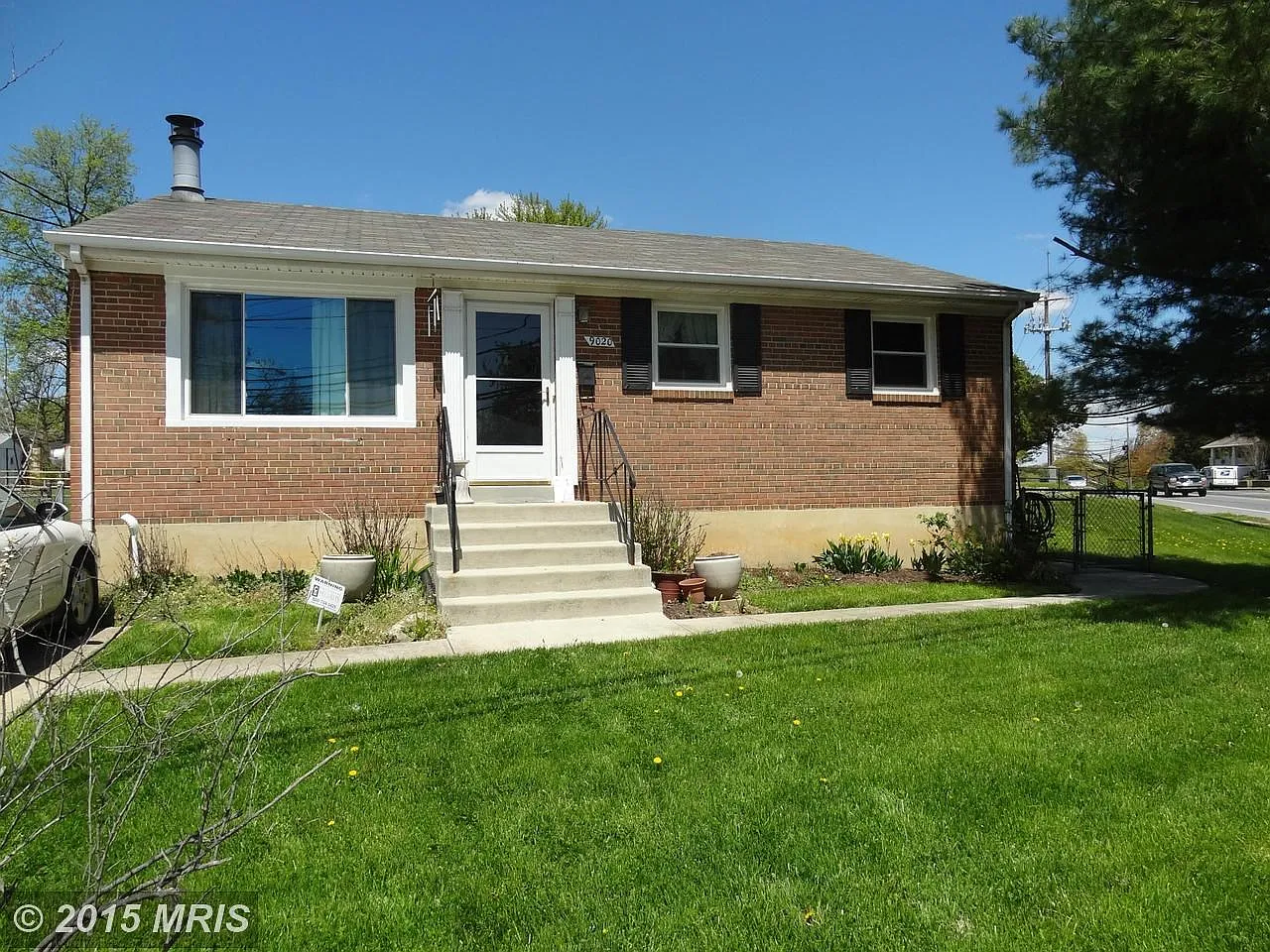 9020 3rd St photo 1