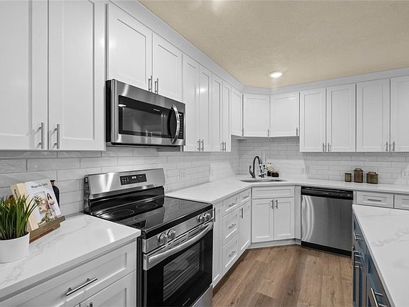 3rd image of 1280 Coler Dr