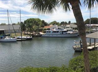 668 Yardarm Dr #33, Apollo Beach, FL 33572