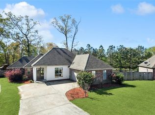 620 Deciduous Loop, Madisonville, LA 70447