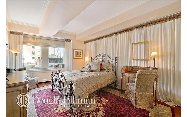 Sold by Douglas Elliman | media 12