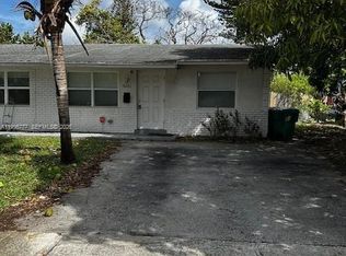 5221 NW 15th Ct, Lauderhill, FL 33313