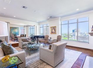 2525 N Pearl St APT 1201, Dallas, TX 75201