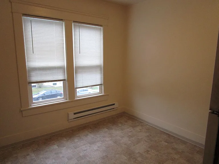 Rockefeller Avenue, 3431 — Photo 4