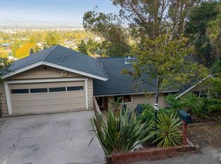 12 Haven Drive, Petaluma, CA