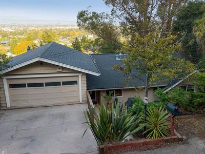 12 Haven Drive, Petaluma, CA, 94952