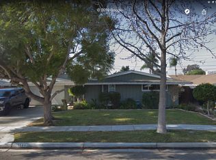 2569 Greenbriar Ln, Costa Mesa, CA 92626