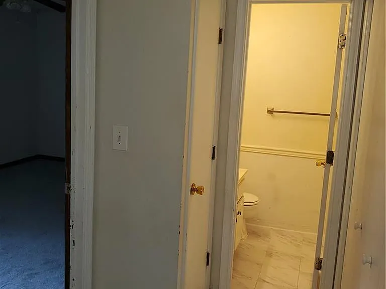 953 Dallas Ct — Photo 19