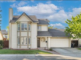 395 Sandstone Dr, Fremont, CA 94536