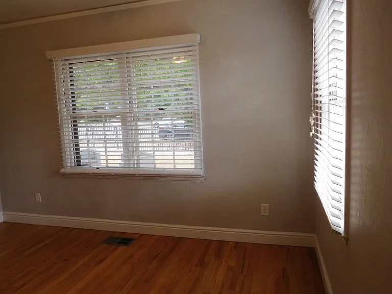 801 Washington St — Photo 15