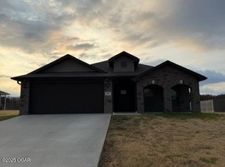 804 Delaney Dr, Carl Junction, MO 64834