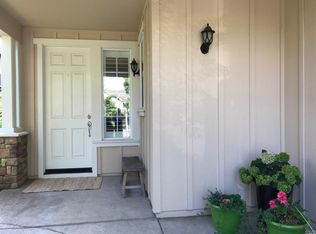 9035 Oak Trail Cir, Santa Rosa, CA 95409