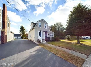 202 2021/2 Broad St, Manasquan, NJ 08736