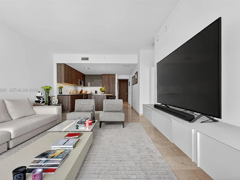 88 SW 7th St #2408 — Photo 8
