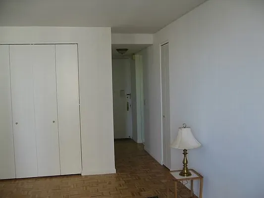 Rented by NY NY Condo, Inc | media 91