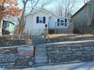 2005 Motley St, Des Moines, IA 50315
