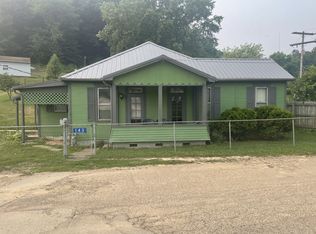 143 N Harper St, Nelsonville, OH 45764